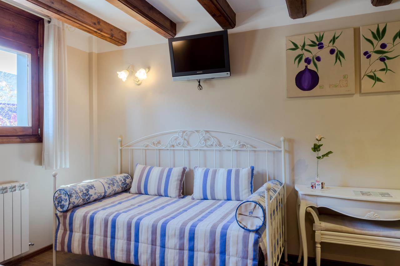 Hotel Flor De Neu 엘 폰트 데 수에르트 외부 사진